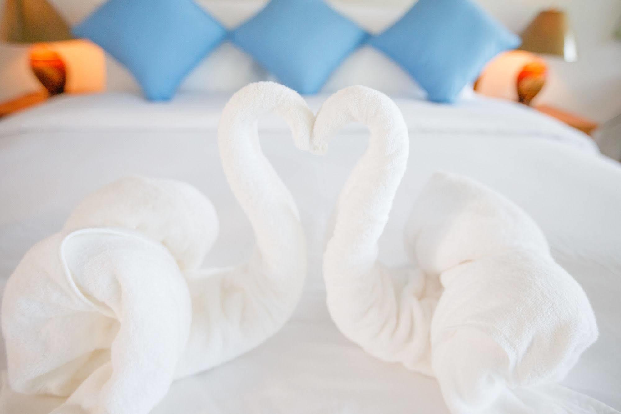 Mango Bay Boutique Resort Тау Экстерьер фото